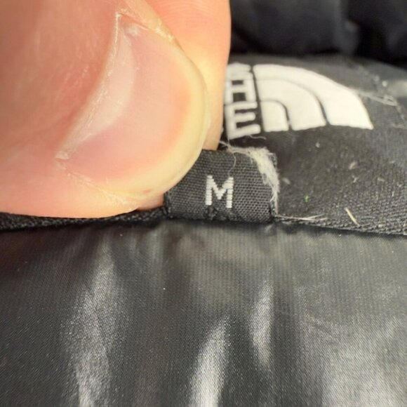 The North Face Women's Size Medium 700 Down Fill Nuptse Black Puffer Jacket - Picture 12 of 16